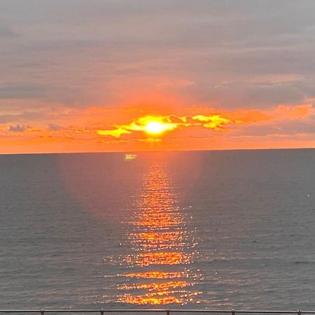 No10 Beach Rooms Paignton Esterno foto